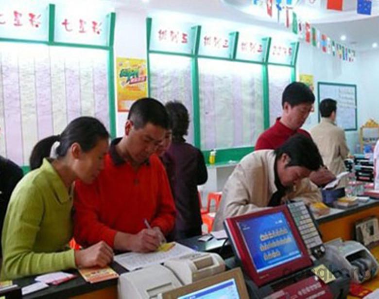 工业显示器价格,工控电脑价格,安卓工业主板价格,安卓工业平板电脑价格,安卓工业电脑价格,安卓工业电脑定制价格,工控一体机厂家,Widows工控机,工控计算机,工控主板生产厂家,工控机价格,工业一体机价格

